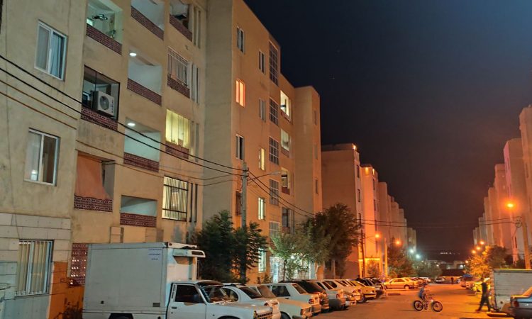 فروش صفه املاک پرند فاز 6