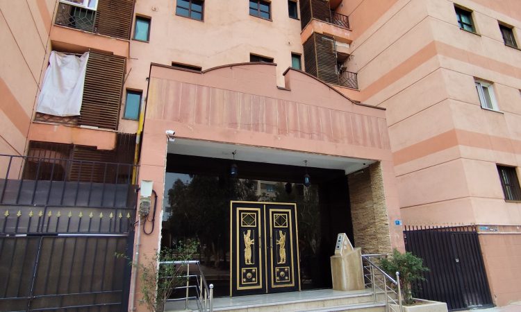 املاک فاز 2 پرند برج های رنگی