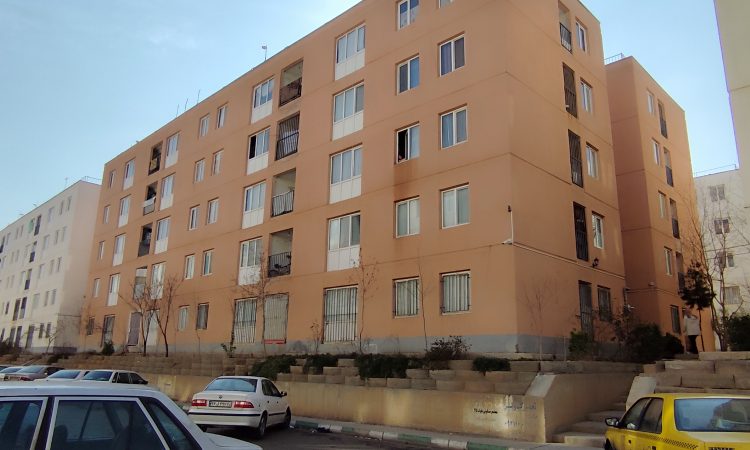 بنگاه املاک پرند فاز 6 کیسون 72 متری